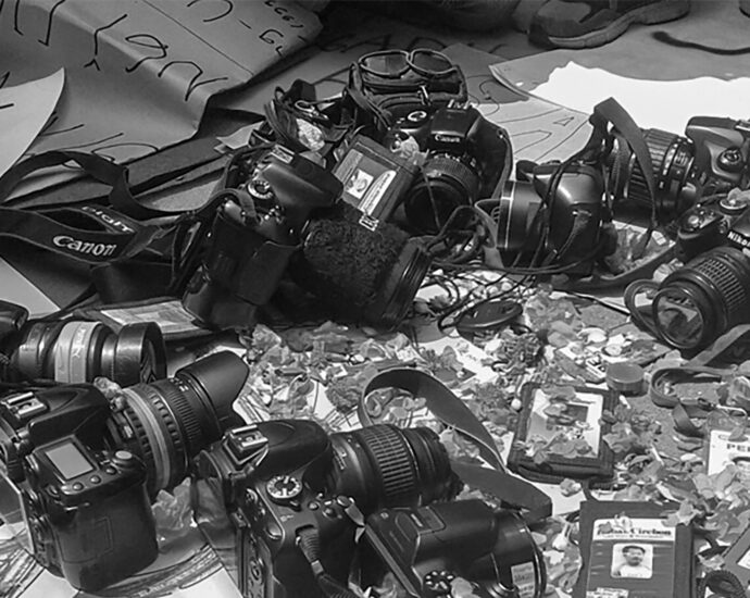 Pernyataan Sikap AJI dan PFI Surabaya Terkait Dugaan Penghalangan-halangan Kerja Jurnalis di Pondok Pesantren Al Khoziny, Sidoarjo, Jawa Timur 4 IG Kecam Intimidasi Jurnalis Detik dan CNN copy